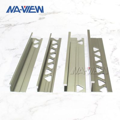 Aluminiowy pasek Backsplash wykończony narożnym wykończeniem krawędzi płytek